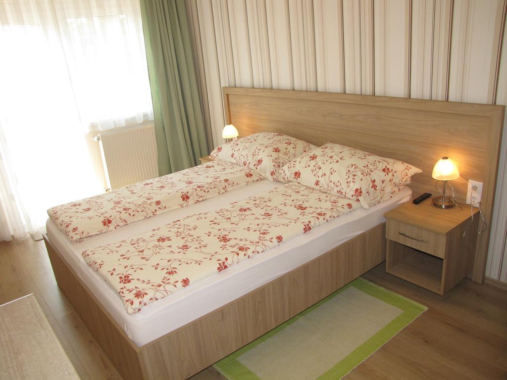 Csilla Apartman Hajdúszoboszló Zewnętrze zdjęcie