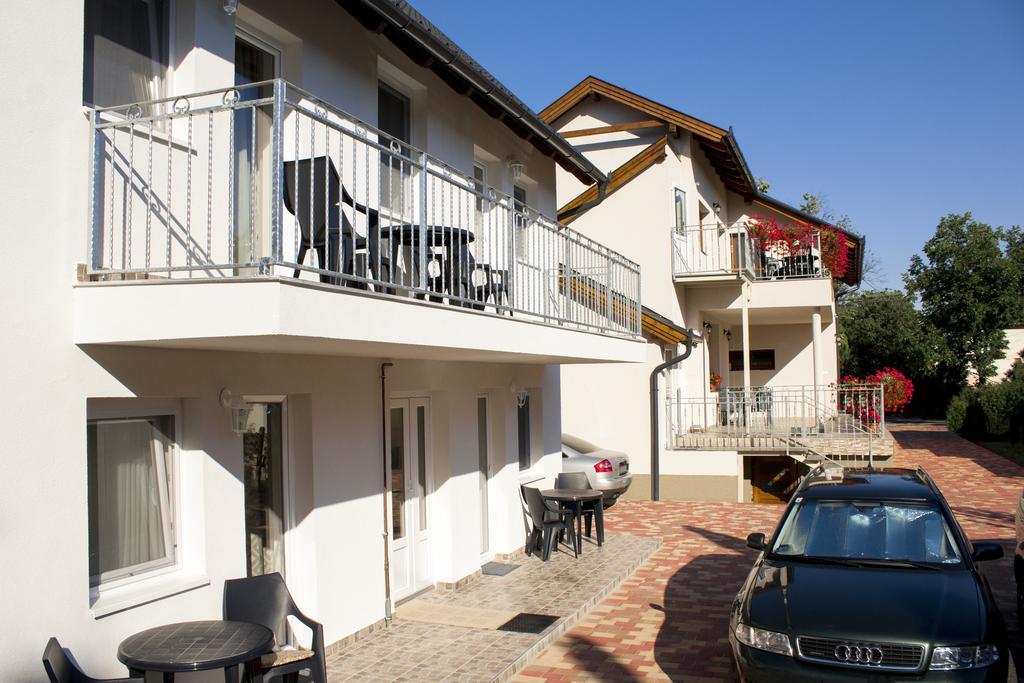 Csilla Apartman Hajdúszoboszló Zewnętrze zdjęcie